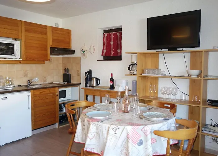 Studio Saint Gervais D\'En Haut By Interhome